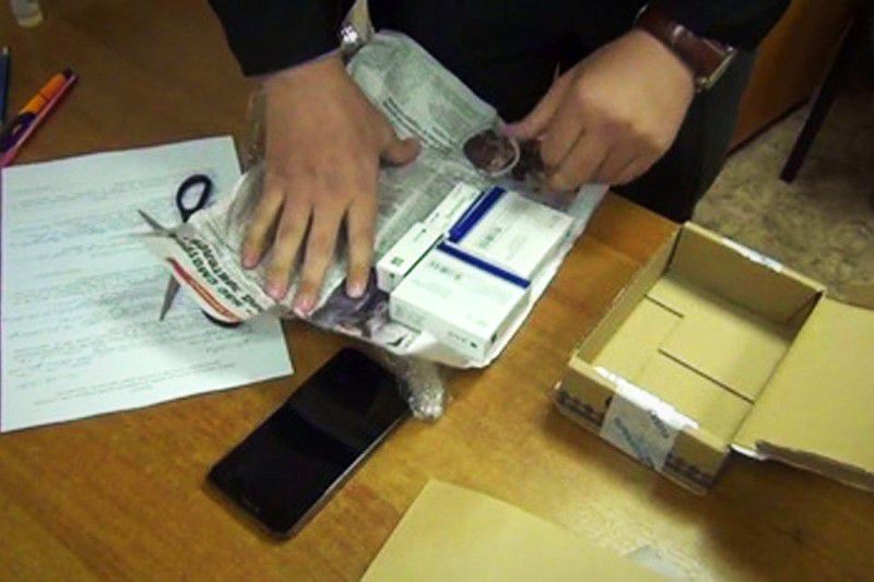 В Кирове задержали мужчину, подозреваемого в контрабанде анаболиков.