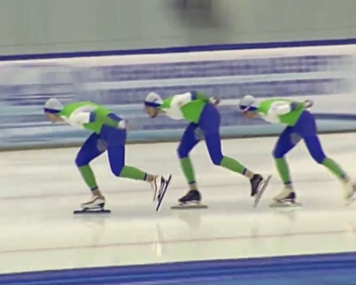 Наши конькобежцы успешно выступили на Чемпионате России