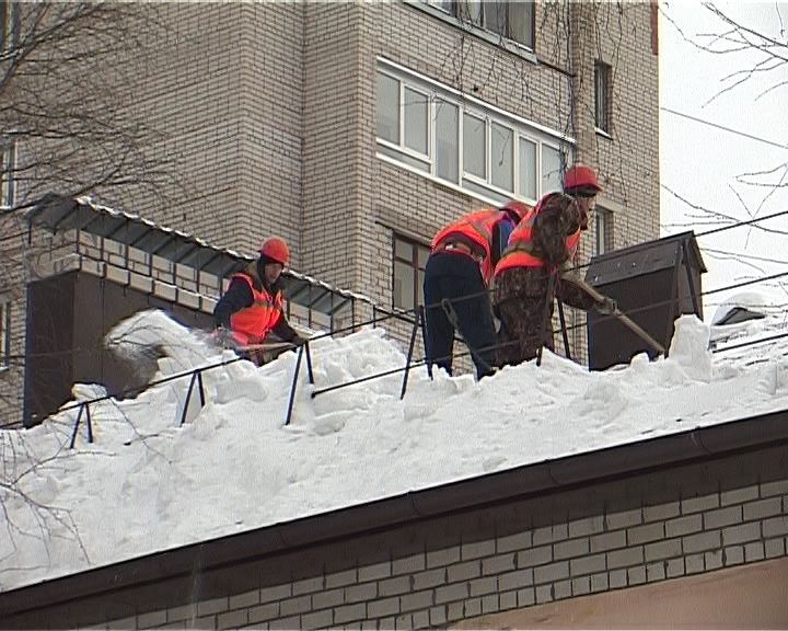 Уборка крыш детских садов