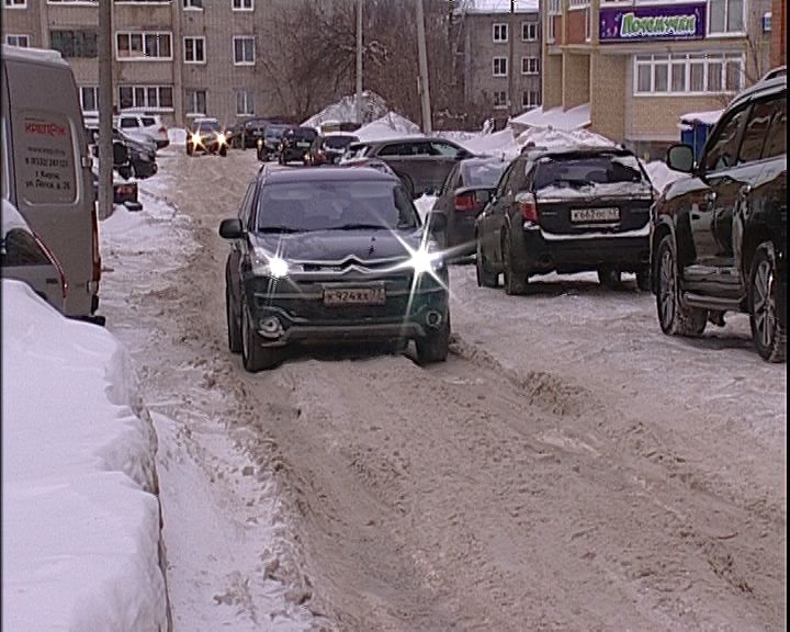 Коммунальщикам напомнят адреса, неочищенные от снега