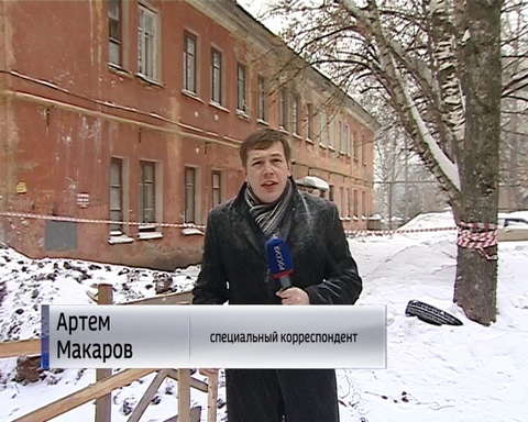 Восстановительные работы на месте обрушения крана в Кирове