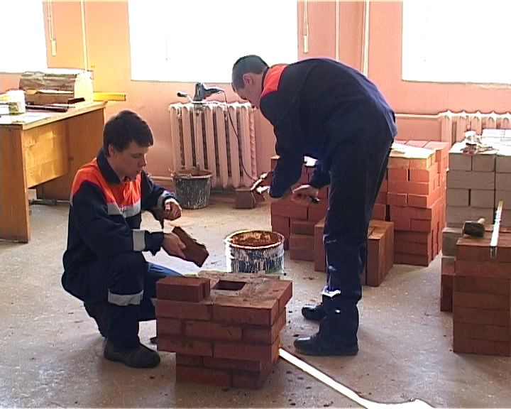 Студенты нолинского техникума готовятся к региональному чемпионату – молодые профессионалы