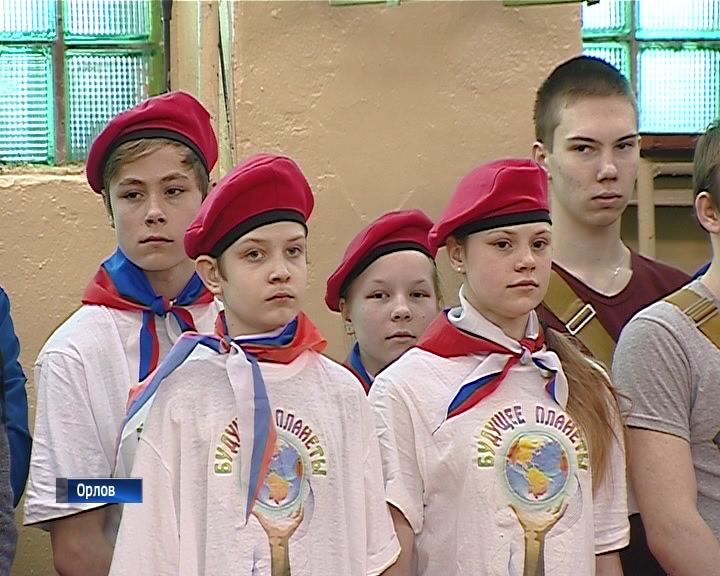 В Орлове прошёл военно-спортивный турнир по силовому многоборью