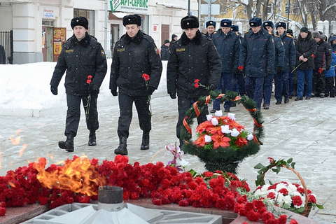 В Кирове отметили День защитника Отечества.