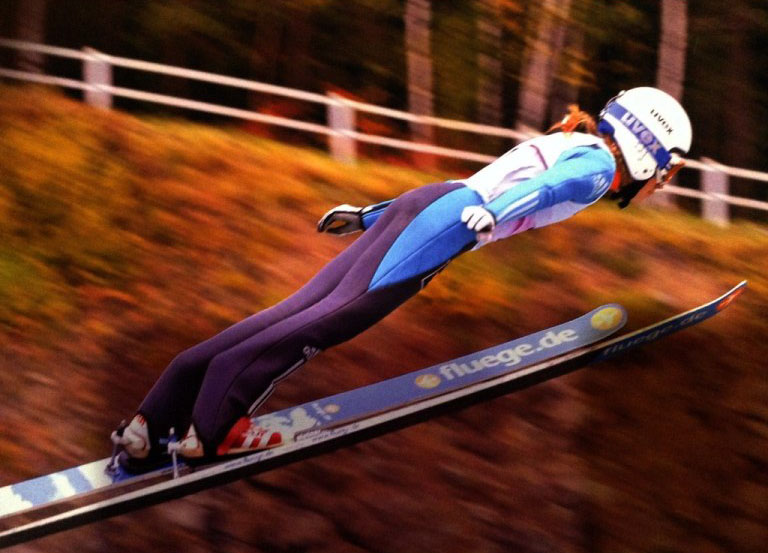 Воспитанница кировской школы прыжков на лыжах с трамплина стала призёром Континентального Кубка.