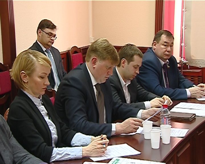 Депутаты ОЗС рекомендовали перейти на летнее время