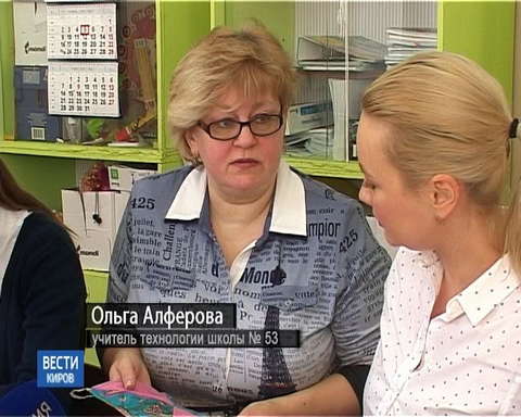 Юные кировчане делают подарки ветеранам к Дню Победы