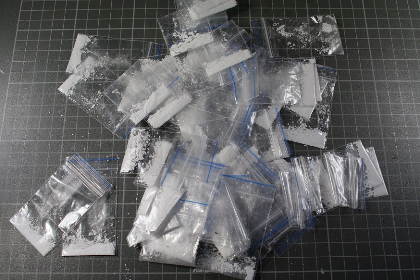 В Кирове задержали четырех молодых людей, подозреваемых в хранении и распространении наркотиков.