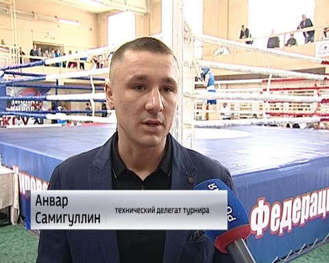 В Кирове прошел Чемпионат по боксу памяти Героя Советского Союза Александра Опарина 