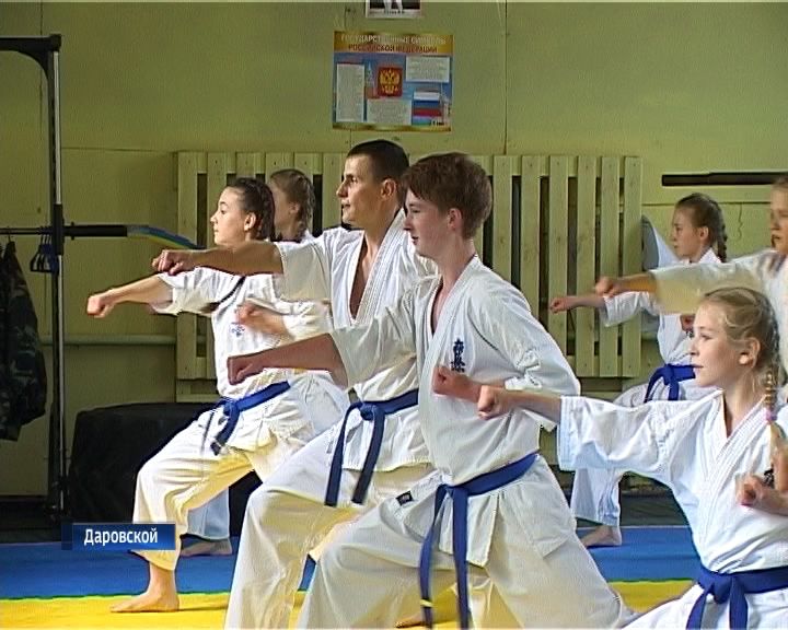 Военно-патриотический клуб «Рекс» из Даровского