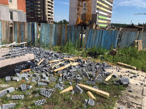 В Кирове на стройке многоэтажного дома погибли двое рабочих.