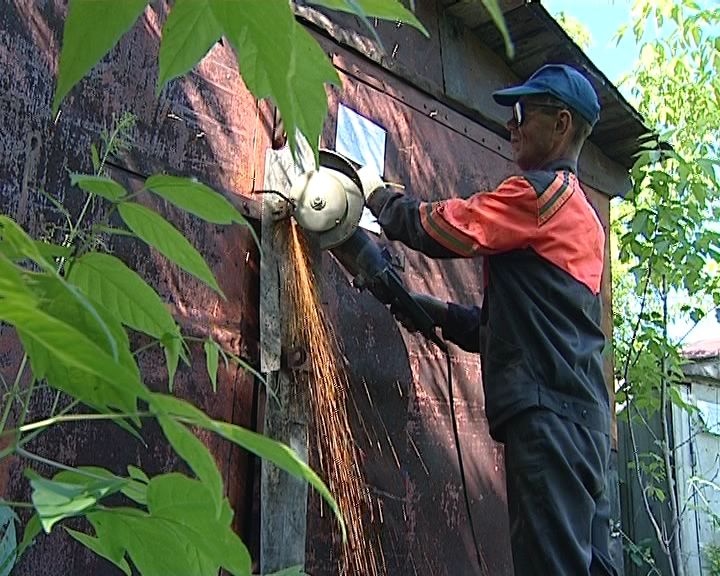 Снос незаконных построек в Нововятске
