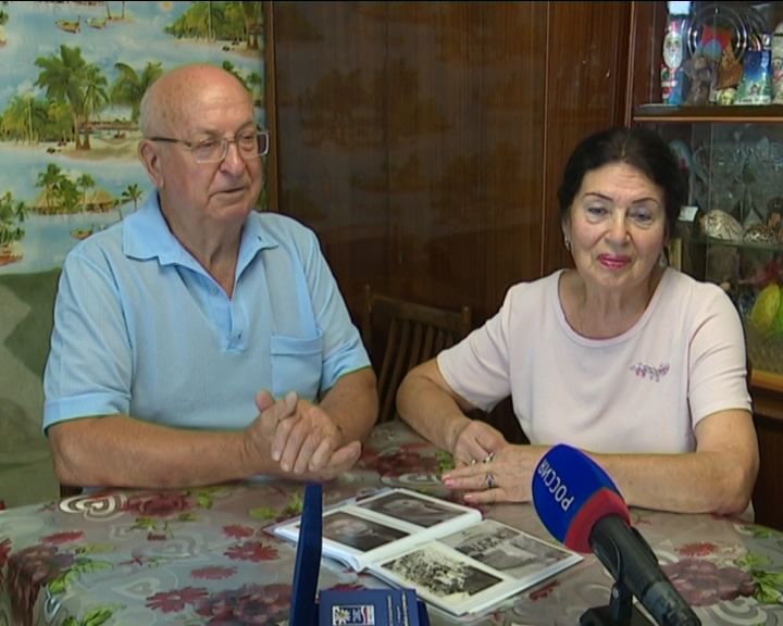 Секретами семейного долголетия поделились супруги Фроловы