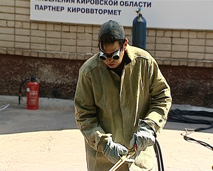 В Кирове прошел первый областной конкурс профмастерства газорезчиков