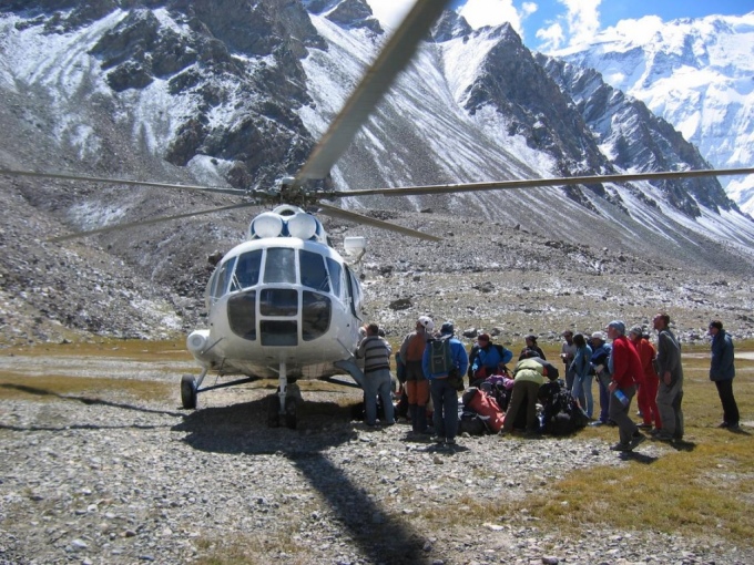 Обнародован список россиян, находившихся в вертолете, разбившемся в Таджикистане.