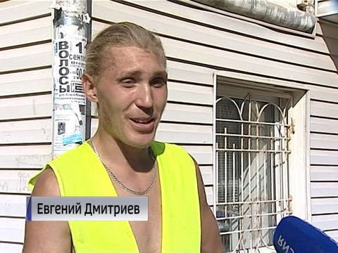 В Кирове продолжается укладка тротуаров