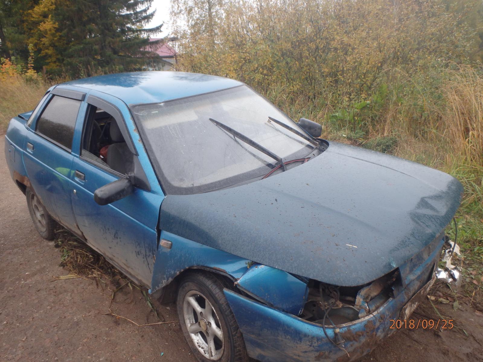 В селе Бурмакино в кювет вылетел ВАЗ-2110.