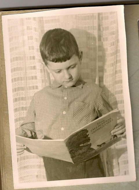 1 сентября Игорь Васильев запустил в соцсетях флешмоб "Вспомни школу".