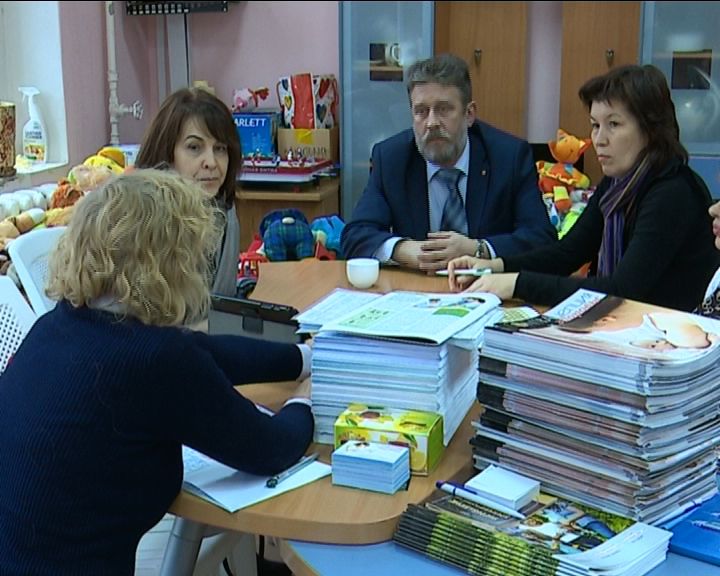 Проблему помощи нуждающимся семьям обсудили участники Свято-Трифоновских чтений