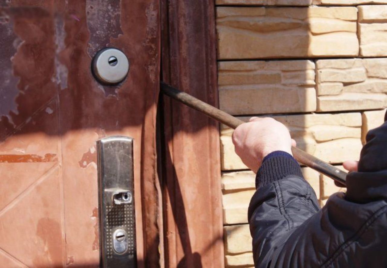 В Орлове полиция задержала воров-