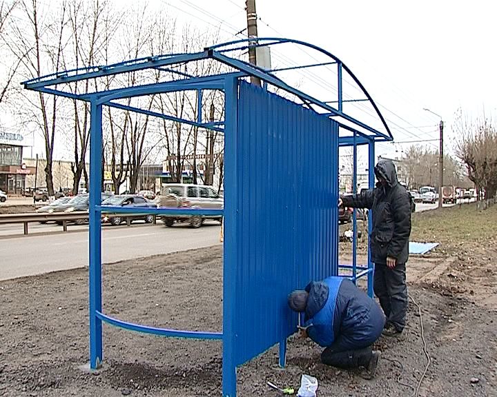 Новый остановочный павильон на перекрестке улиц Щорса и Производственной