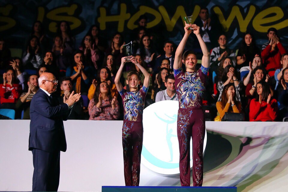 Воспитанники вятской школы акробатики блеснули мастерством на международных стартах.