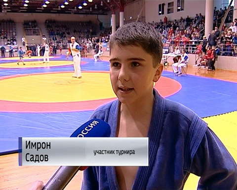 В Кирове самбисты сразились за титул сильнейшего