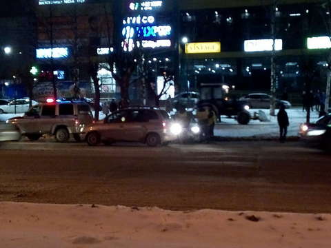 На улице Московской автомобиль сбил женщину с ребенком.