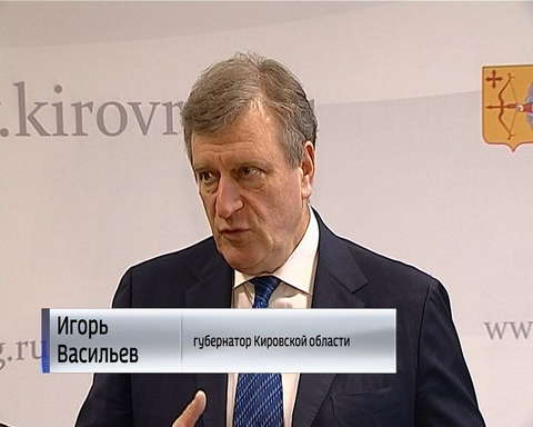 Вручение паспорта финалистке конкурса "Мы - граждане России!" Александре Тюляндиной