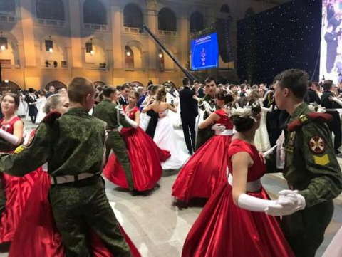 Кировчанка стала Принцессой Международного Кремлевского Кадетского Бала.