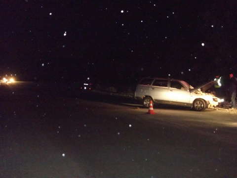 На Победиловском тракте иномарка врезалась в ВАЗ-21110.