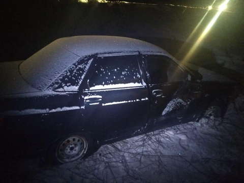 В Советском районе ВАЗ-2110 вылетел в кювет.