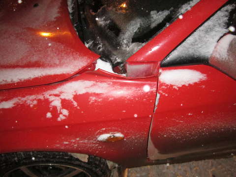 В Кирове иномарка сбила 25-летнего мужчину.