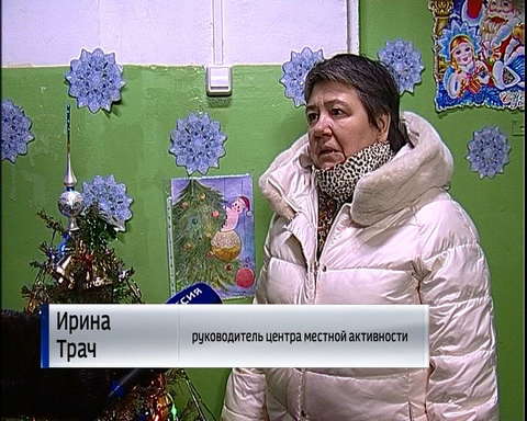 Кировчане к Новому году преображают не только квартиры, но и подъезды