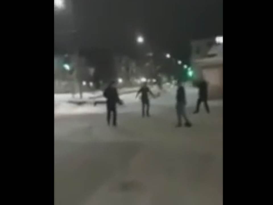 В Кирово-Чепецке на двух местных жителей завели уголовное дело за нападение на полицейских.