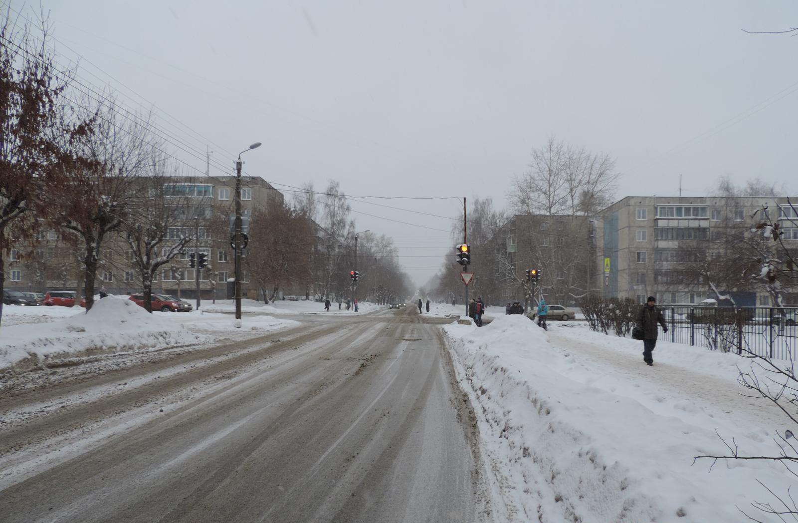 В Кирове ищут водителя, сбившего инвалида.