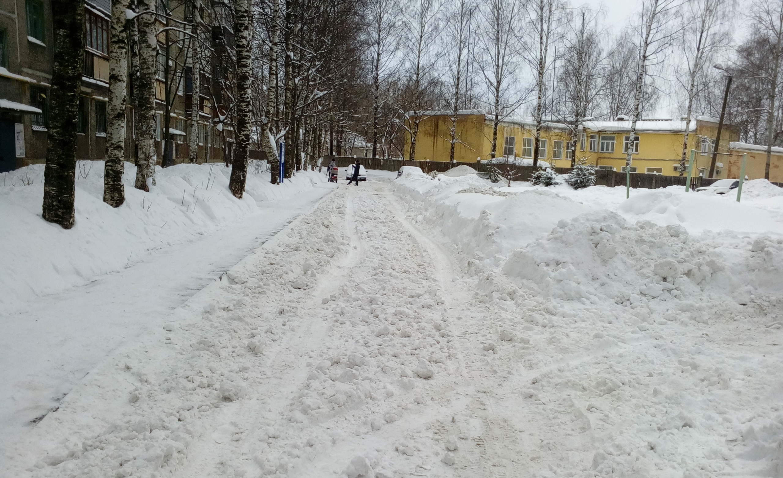 В Кирове проверили содержание более 600 крыш и дворов.