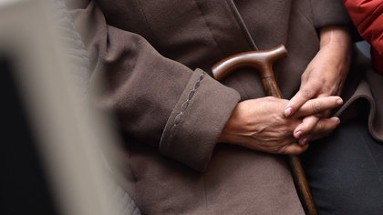 26-летний кировчанин избил палкой свою бабушку.