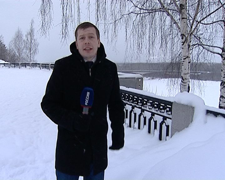 Набережную Грина никак не удается расчистить от снега