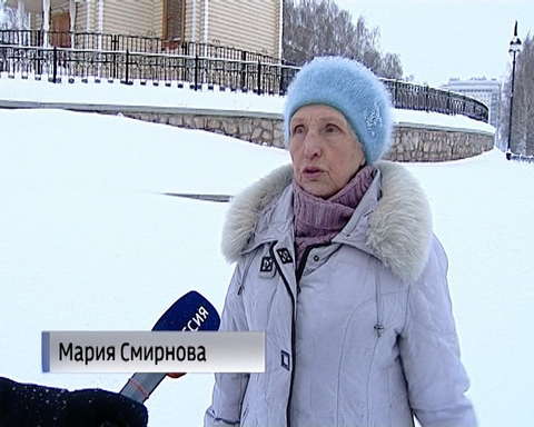 Набережную Грина никак не удается расчистить от снега