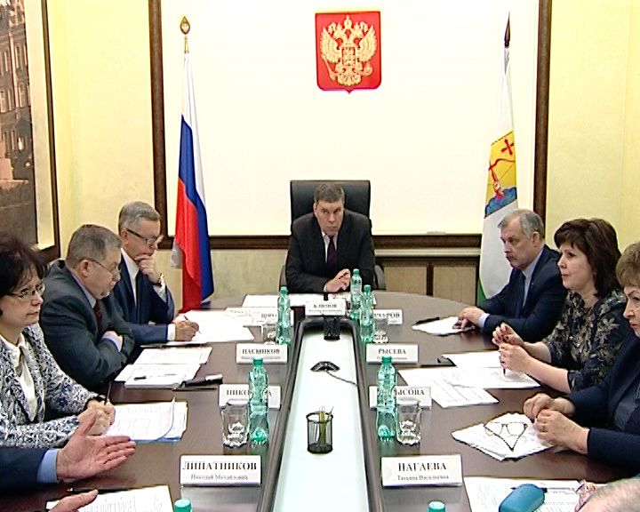 В приемной президента обсудили проблему нехватки мест в детских садах