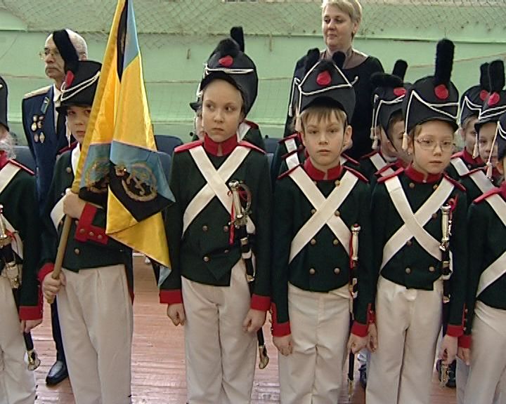 В Кирове прошел парад исторических войск