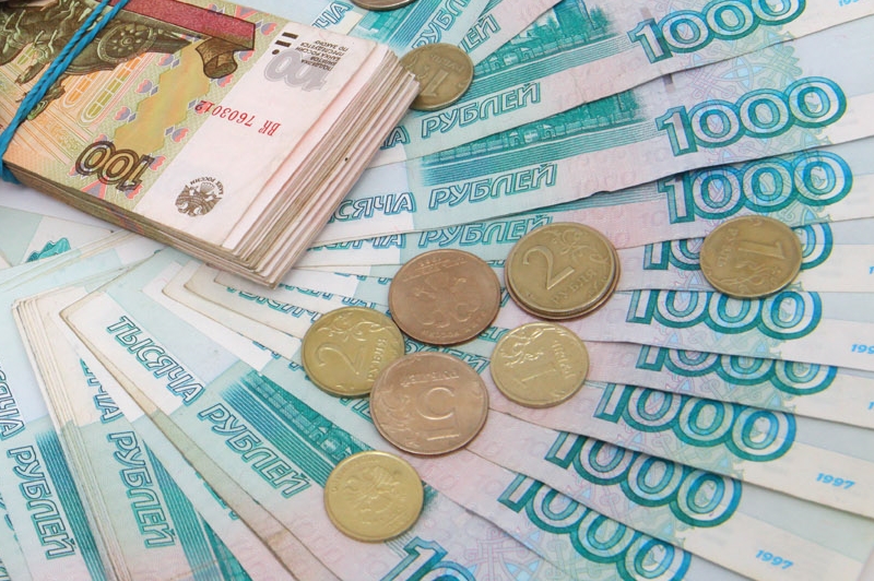 В Кировской области начнут выплачивать 5 тысяч рублей на второго ребенка, не посещающего детский сад.