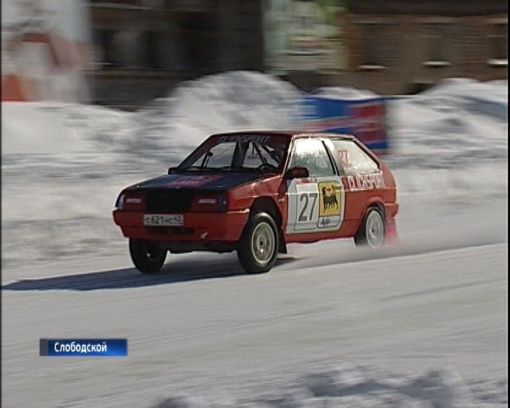 В Слободском состоялся финальный этап соревнований по автогонкам 