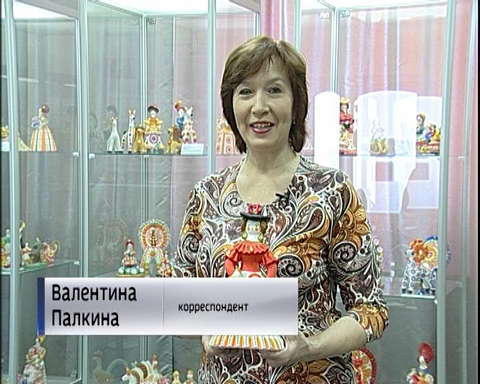 В музее дымковской игрушки открылась выставка "Благословите женщину"