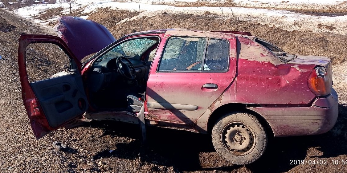 В Котельничском районе перевернулся «Рено Клио».