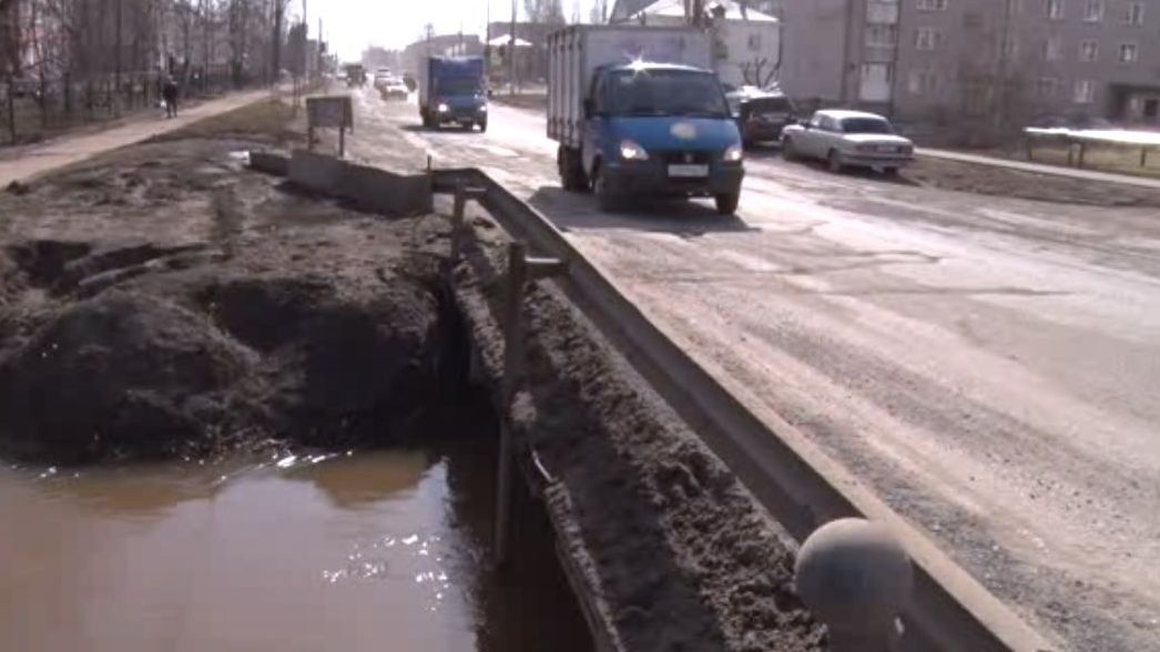 В Кирове отремонтируют мост через реку Чумовицу.