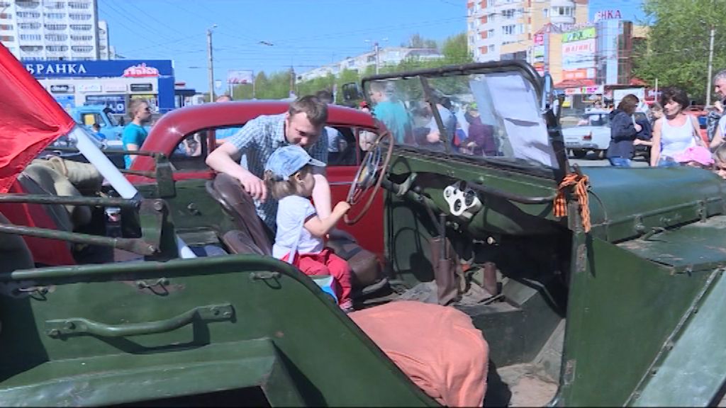 В Кирове прошел парад ретротехники