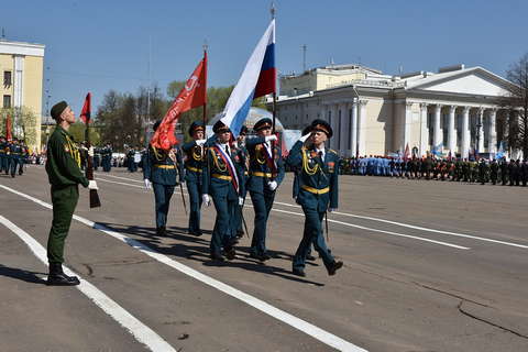 В торжествах на Театральной площади приняли участие более 8 тысяч человек (ВИДЕО)