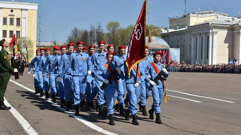 В торжествах на Театральной площади приняли участие более 8 тысяч человек (ВИДЕО)